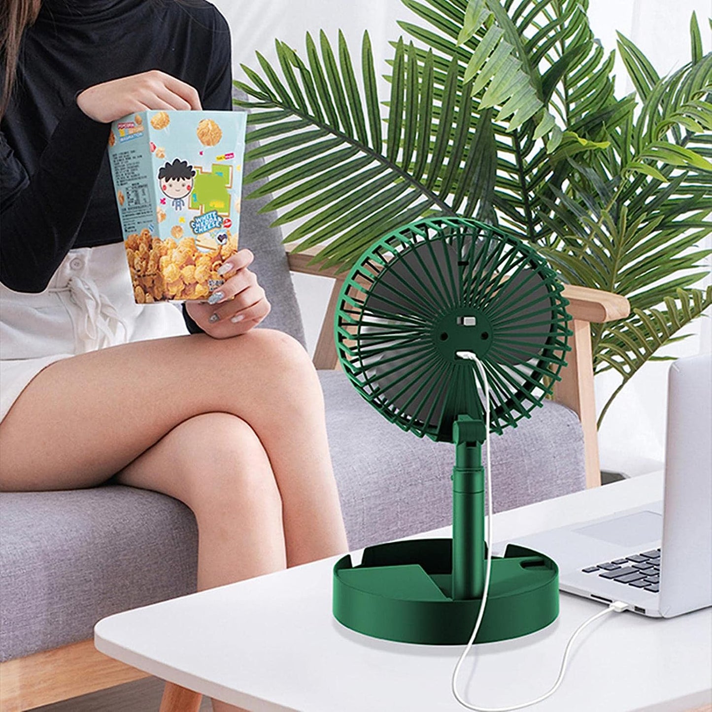 Telescopic Electric Desktop Fan Height Adjustable Foldable  Portable For Travel carry  Silent Table Top Personal Fan For Bedside Office Table (Battery Not Include)