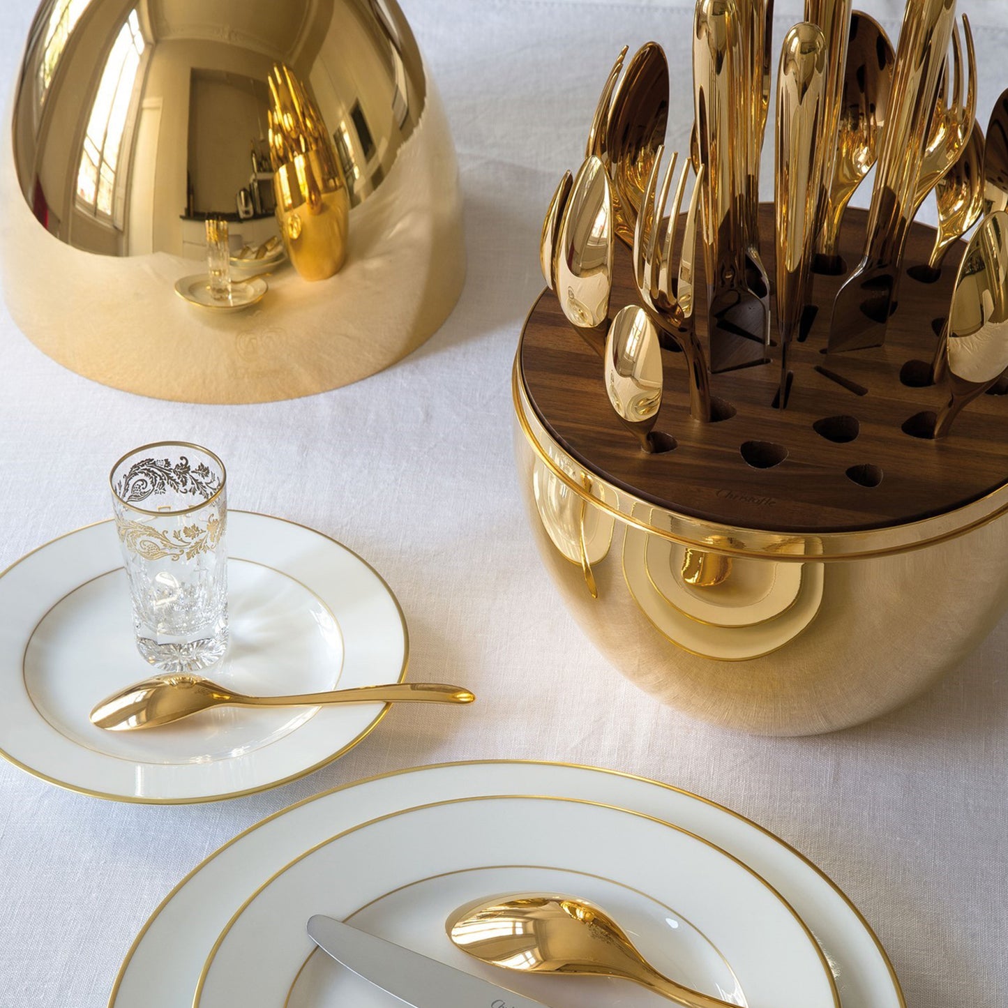 Premium 24 Pcs Golden Cutlery Set with Oval Stand | Luxury Spoon & Fork Set | Elegant Egg-Shaped Holder Design